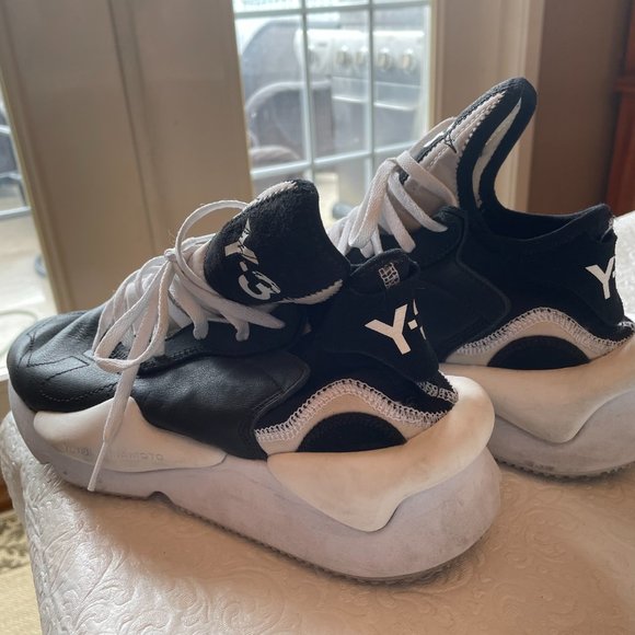Adidas Y-3 Yohji Yamamoto size 7 Black Sneaker - Picture 2 of 6